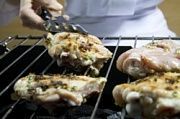 Приготовление блюда по рецепту - Пряная курица гриль. Шаг 8