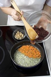 Приготовление блюда по рецепту - Паштет из печенки с грибами. Шаг 2