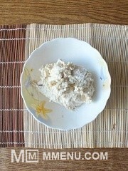 Приготовление блюда по рецепту - Диетические сырники с яблоками.. Шаг 2