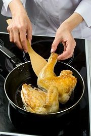 Приготовление блюда по рецепту - Курица в самосе. Шаг 2